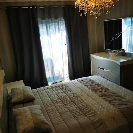 Apartamento Com 2 Quartos *